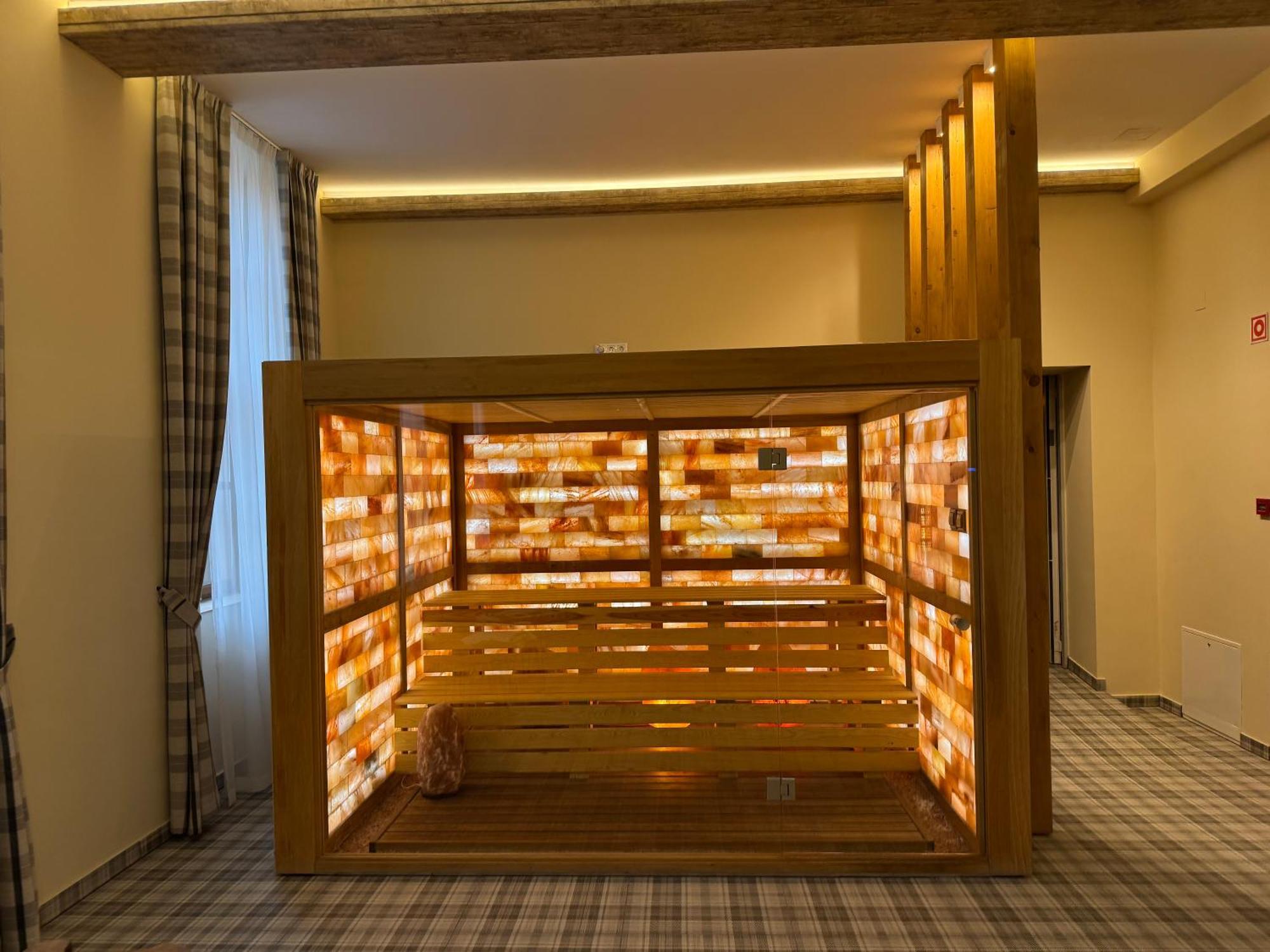 Pannonia Hotel Šoproň Exteriér fotografie