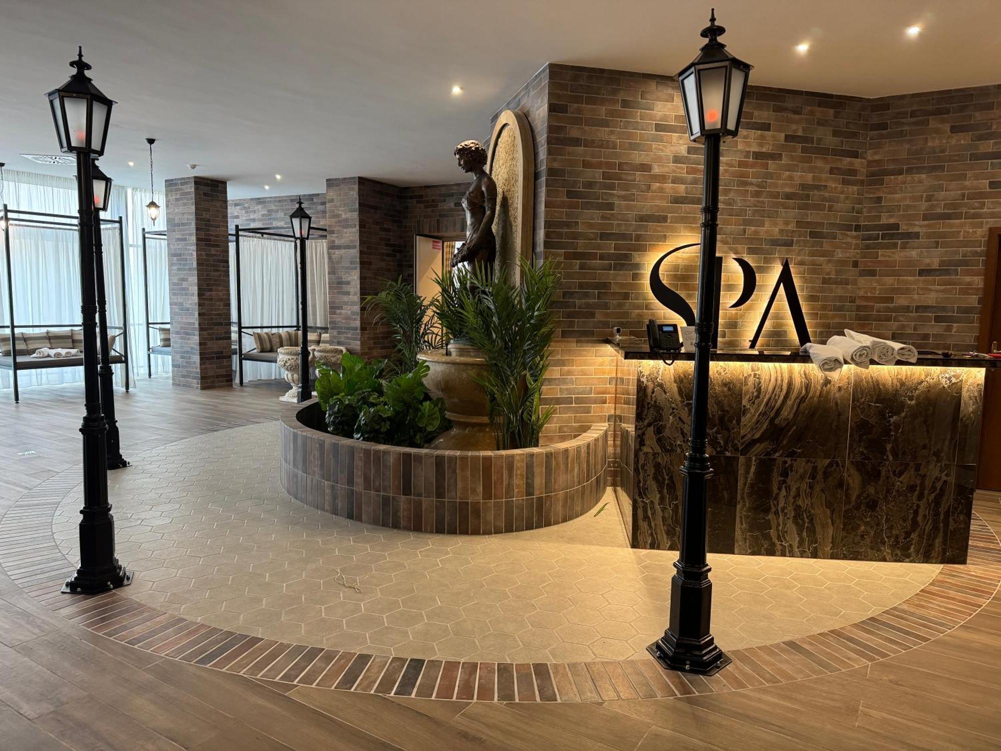 Pannonia Hotel Šoproň Exteriér fotografie