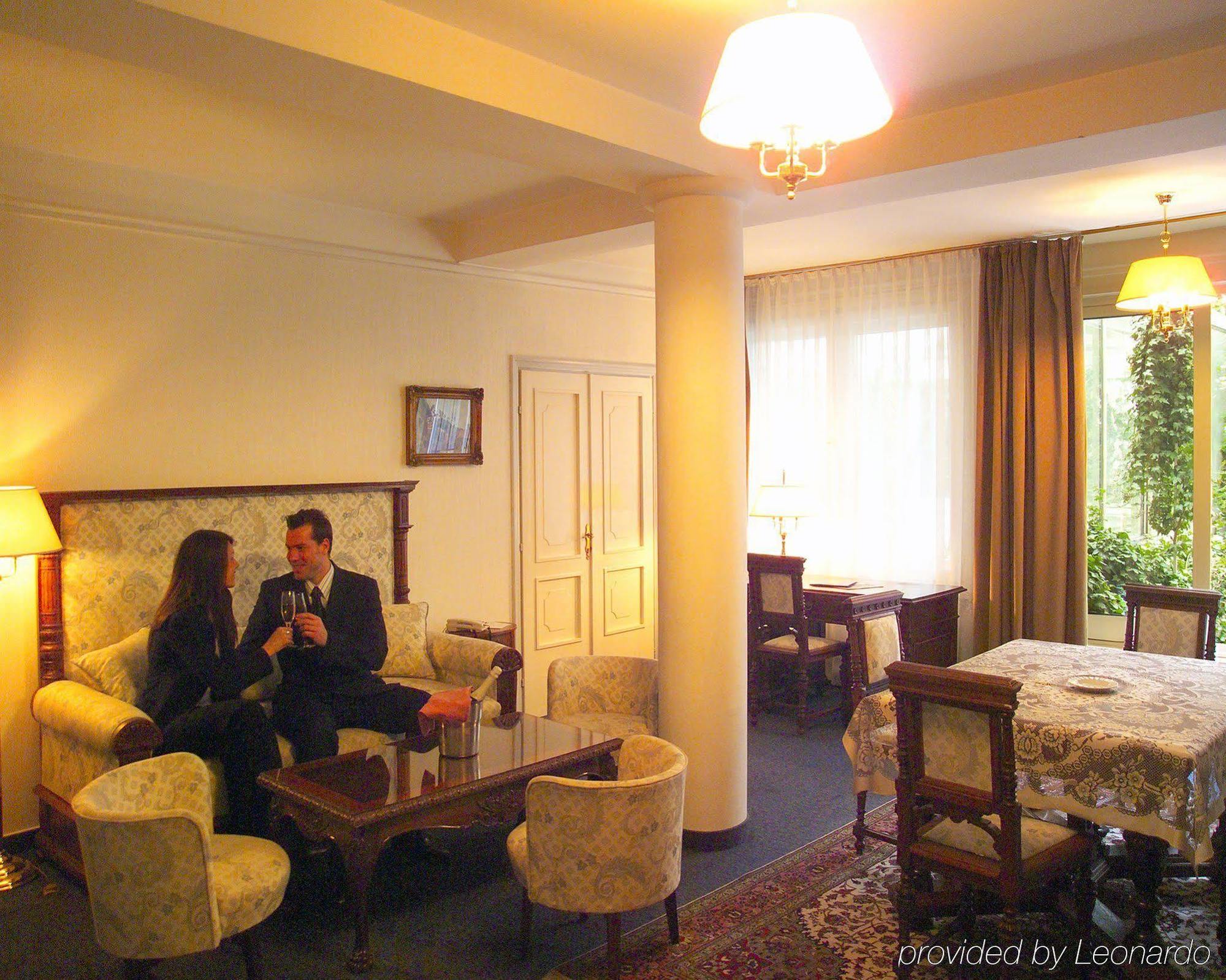 Pannonia Hotel Šoproň Pokoj fotografie